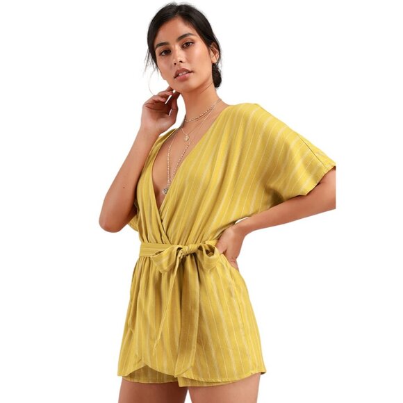 Lulu's Women's Size Medium Climb Aboard Mustard Yellow Striped Romper Belted - Picture 2 of 6